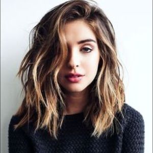 Meet your Posher, Flo